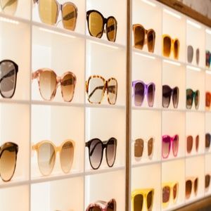 Meet your Posher, Adriana